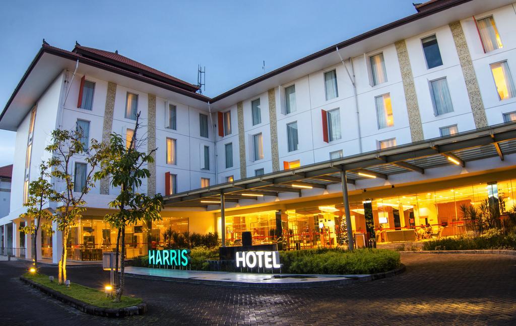 HARRIS Hotel&Conventions Denpasa Buitenkant foto